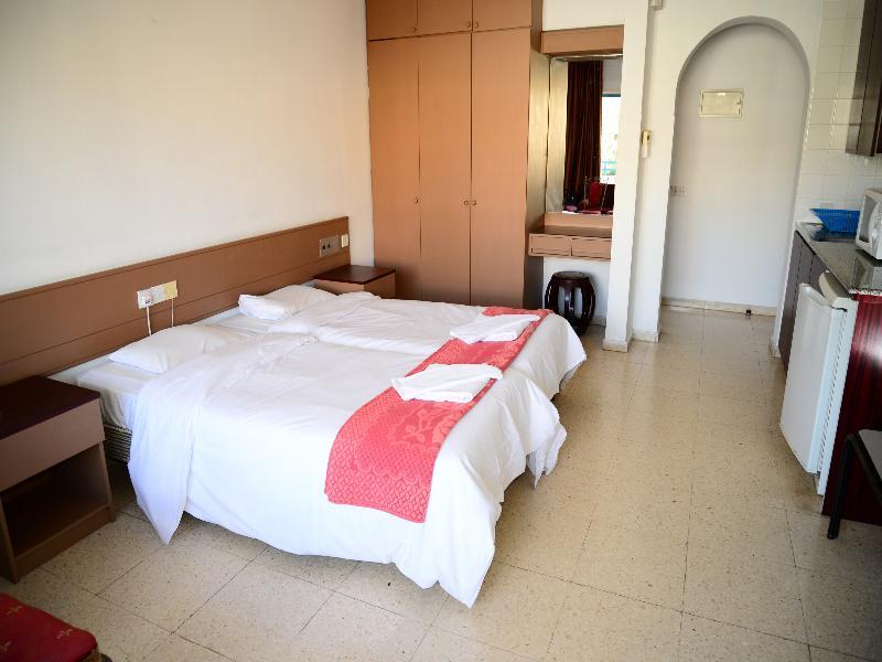 Paphiessa Hotel & Apartments Paphos Luaran gambar